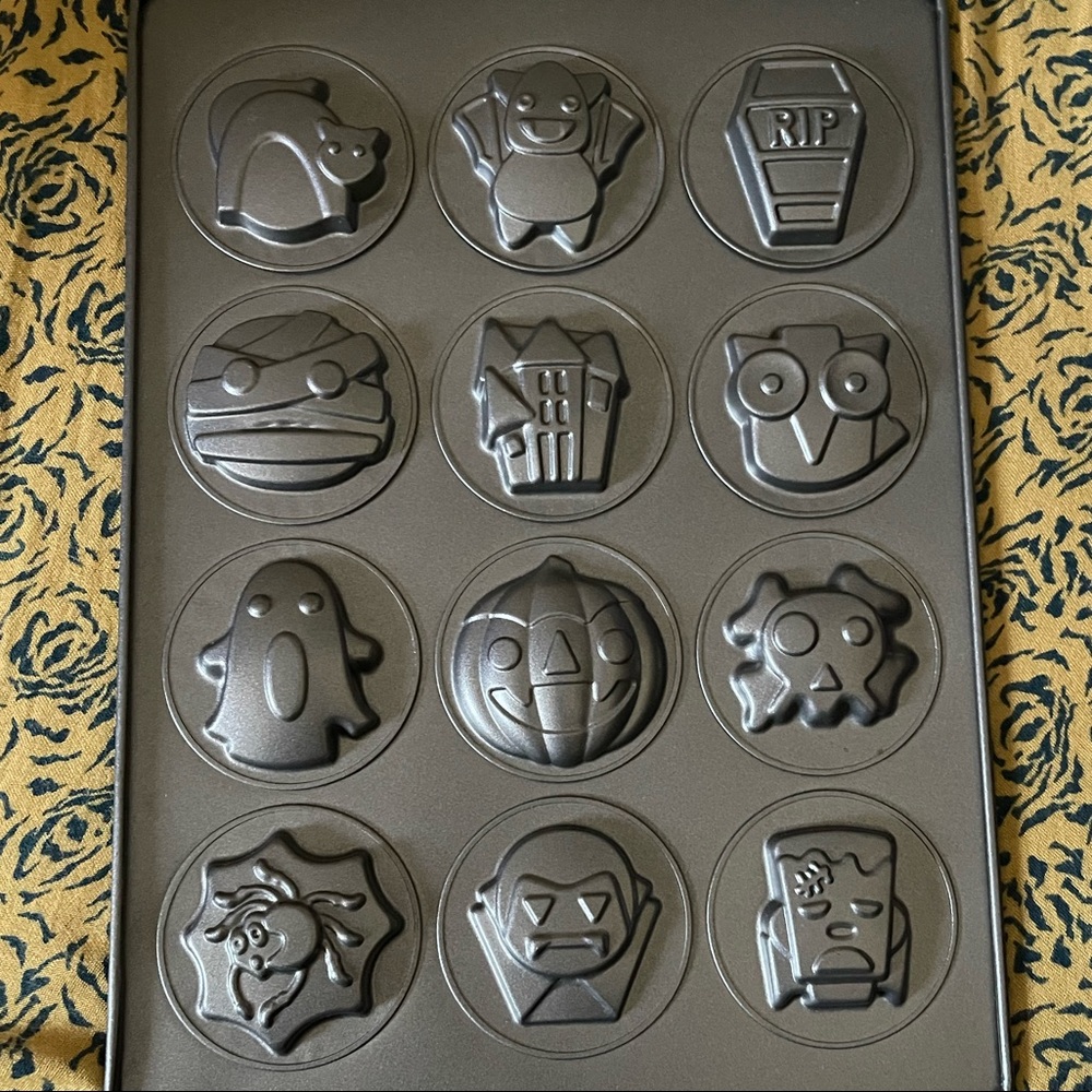 Halloween Monster Metal Cookie Pan